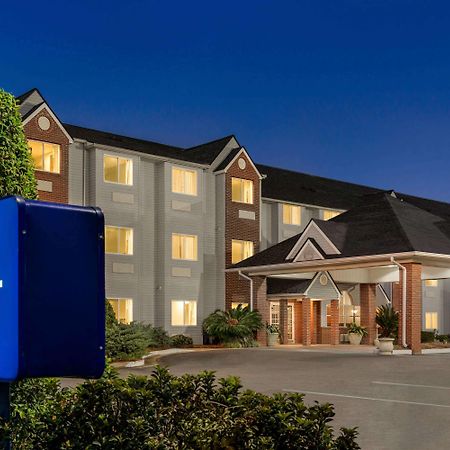 Microtel Inn & Suites By Wyndham Tifton Extérieur photo