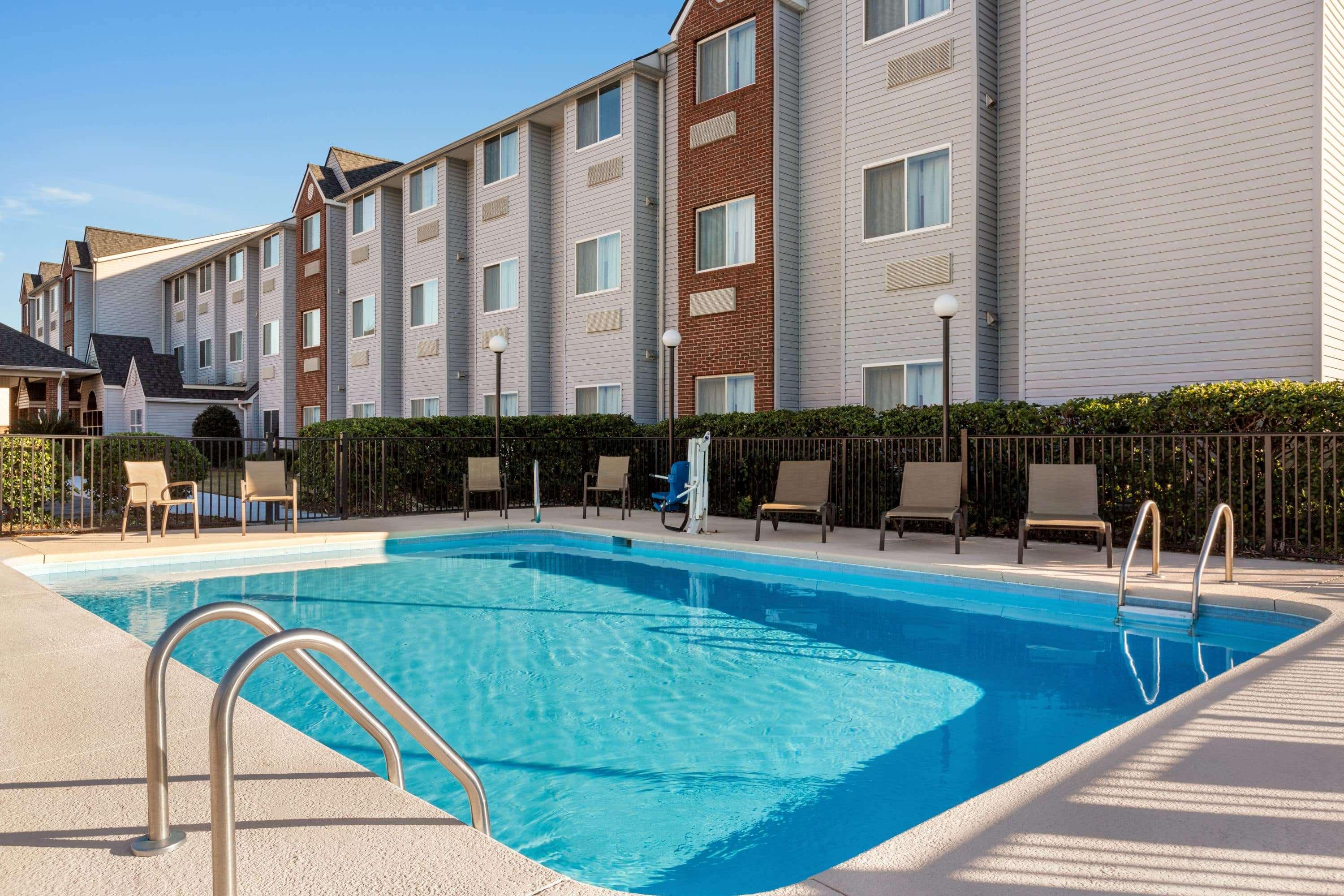 Microtel Inn & Suites By Wyndham Tifton Extérieur photo