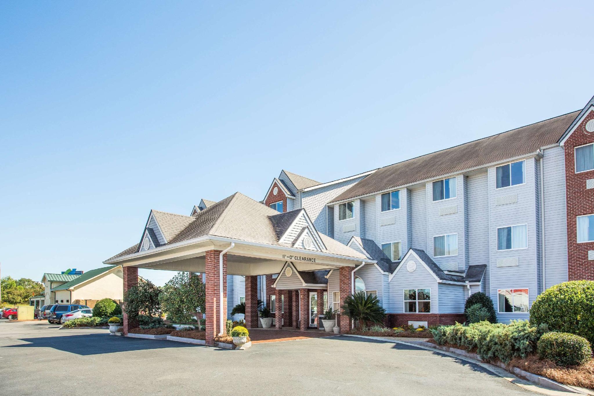 Microtel Inn & Suites By Wyndham Tifton Extérieur photo